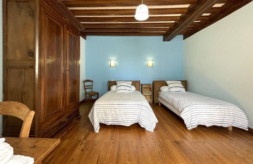 Moncayolle-Larrory-Mendibieu House | 136 m² Gîte ∙ 4 bedrooms ∙ 6 guests