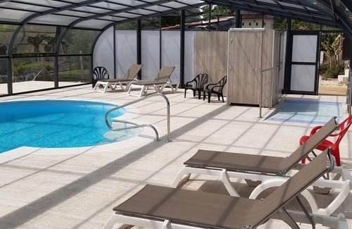 Rouffignac-Saint-Cernin-de-Reilhac House | 29 m² Mobile home ∙ 2 bedrooms ∙ 5 guests