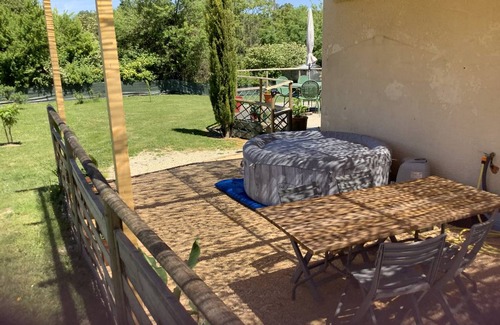 Saint-Etienne-de-Villereal Apartment | 40 m² Apartment ∙ 1 bedroom ∙ 2 guests