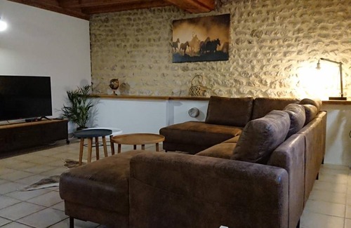 Montmoreau-Saint-Cybard Cottage | 155 m² Cabin ∙ 4 bedrooms ∙ 8 guests