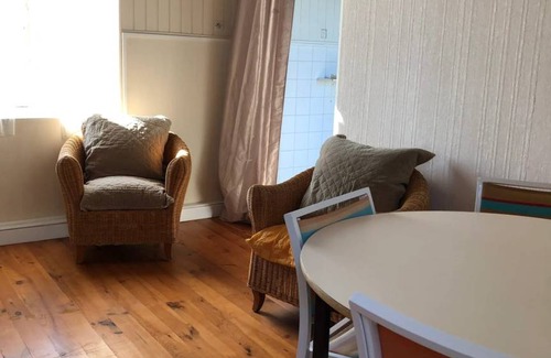 Saint-Germain-de-Lusignan House | 80 m² House ∙ 2 bedrooms ∙ 4 guests
