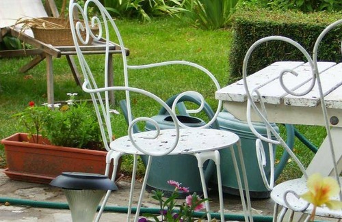 Saint-Hilaire-de-Villefranche Bed & Breakfast | 15 m² Bed and breakfast ∙ 3 guests