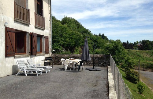 Saint-Hilaire-les-Courbes House | 66 m² Gîte ∙ 1 bedroom ∙ 3 guests
