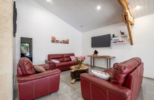 Saint Nazaire sur Charente Villa | 280 m² Villa ∙ 4 bedrooms ∙ 10 guests