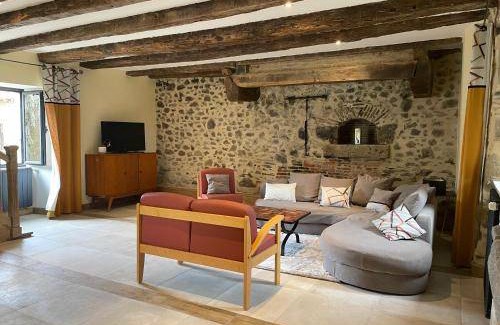 Saint-Quentin-sur-Charente House | 140 m² House ∙ 3 bedrooms ∙ 8 guests
