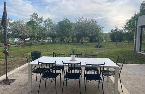 Saint-Quentin-sur-Charente House | 140 m² House ∙ 3 bedrooms ∙ 8 guests