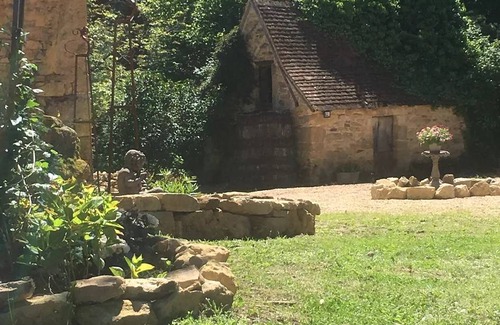 Saint-Sulpice-d'Excideuil House | 88 m² House ∙ 2 bedrooms ∙ 4 guests