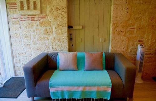 Sainte-Colombe-en-Bruilhois House | 35 m² House ∙ 1 bedroom ∙ 2 guests