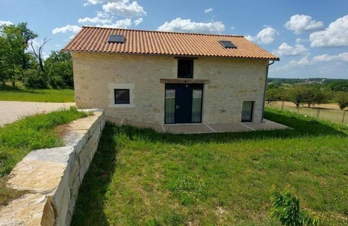 Sorges-et-Ligueux-en-Perigord Cottage | 105 m² Cabin ∙ 3 bedrooms ∙ 6 guests