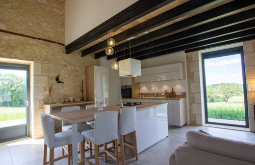 Sorges-et-Ligueux-en-Perigord Cottage | 105 m² Cabin ∙ 3 bedrooms ∙ 6 guests