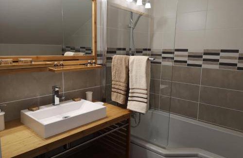 Sorges-et-Ligueux-en-Perigord Bed & Breakfast | 32 m² Bed and breakfast ∙ 2 guests
