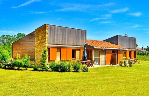 Sorges-et-Ligueux-en-Perigord House | 150 m² House ∙ 4 bedrooms ∙ 10 guests