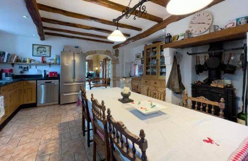 Sainte-Alvere-Saint-Laurent-les-Batons Bed & Breakfast | 50 m² Bed and breakfast ∙ 3 guests