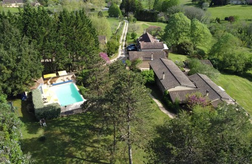 Sainte-Alvere-Saint-Laurent-les-Batons House | 100 m² House ∙ 2 bedrooms ∙ 4 guests