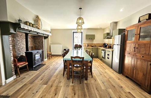 Salon-la-Tour House | Gîte ∙ 3 bedrooms ∙ 6 guests