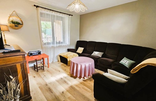 Salon-la-Tour House | Gîte ∙ 3 bedrooms ∙ 6 guests