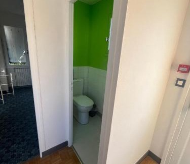 Saint-Romans-les-Melle Hostel | Gîte voyageurs