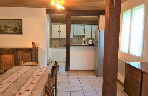 Vitrac House | Gite sleeps 10 to 12 heated pool to share wifi