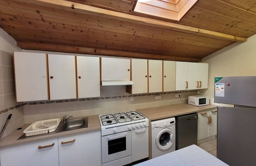 Vitrac House | Gite sleeps 10 to 12 heated pool to share wifi