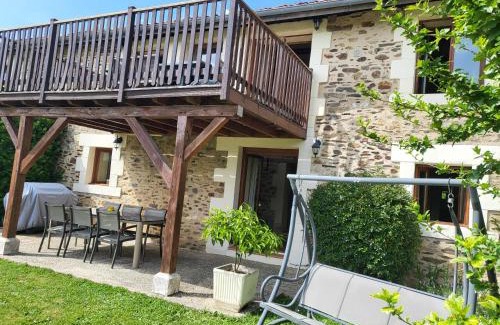 Le Lindois House | Gites at Le Tilleul - Le Pommier & Le Cerisier