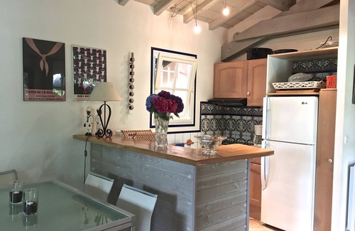 Ustaritz House | Guest house, 15 minutes from the beaches, quiet, beautiful mountain views, WIFI
