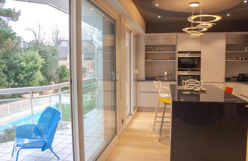 Biarritz Apartment | GuestReady - Spacious Apt with Terrace Pools