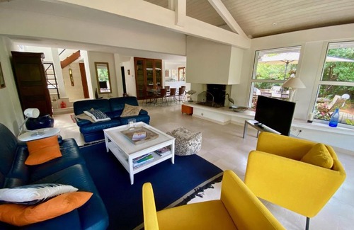L'Herbe House | High standard Villa with mini Pool, amazing terrace and garden, close to the beach
