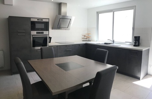 La Flotte House | High Tide