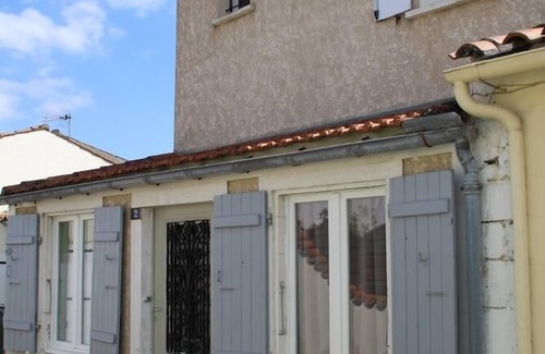 Port-des-Barques House | Holiday house facing the island of Oléron