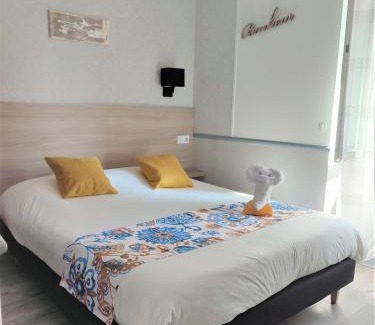 Beynac-et-Cazenac Hotel | Hostellerie Maleville, logis hôtel Pontet