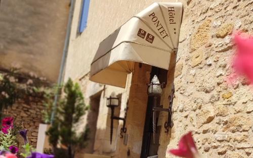Beynac-et-Cazenac Hotel | Hostellerie Maleville, logis hôtel Pontet