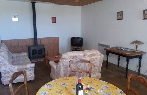Boisne-la-Tude House | House ∙ 2 bedrooms ∙ 4 guests