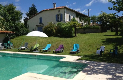Brossac House | House ∙ 3 bedrooms ∙ 10 guests