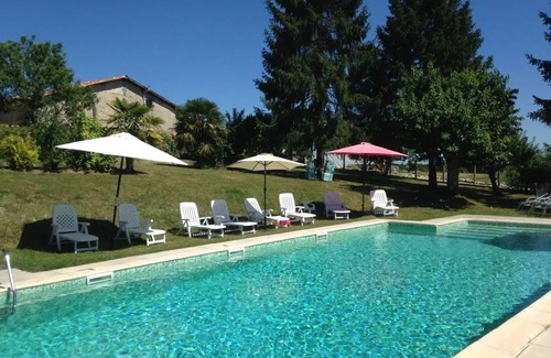 Brossac House | House ∙ 3 bedrooms ∙ 10 guests