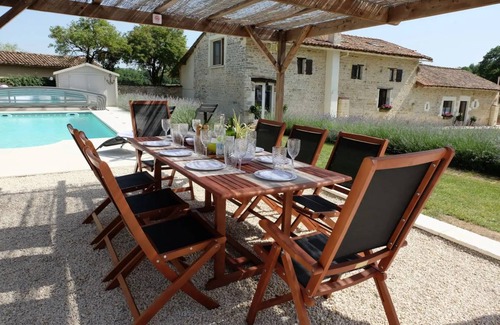 Maire-Levescault House | House ∙ 4 bedrooms ∙ 9 guests