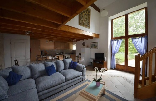 Sauze-Vaussais House | House ∙ 4 bedrooms ∙ 8 guests