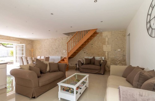 Louzac-Saint-Andre House | House ∙ 4 bedrooms ∙ 10 guests