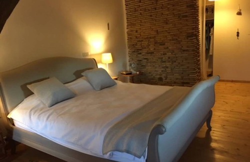 Serignac-Peboudou House | House ∙ 5 bedrooms ∙ 10 guests