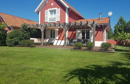 Lege-Cap-Ferret House | House with terrace, outdoor kitchen and lovely garden to enjoy the sun