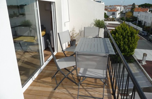 Royan Apartment | In Royan, Beautiful apartment 100 m from the beach and the city center with sea view
