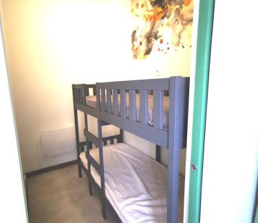 Saint-Hilaire-la-Palud Apartment | L'Aarona du Lidon