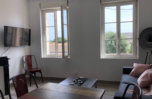 Rochefort Apartment | L'Appart Soleil du Logis de Virginie