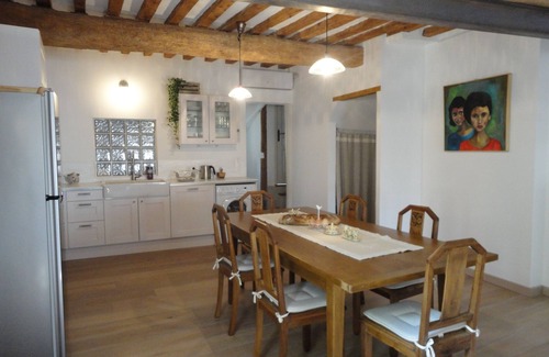 L'Isle-sur-la-Sorgue Apartment | L'Olivier sur le Toit - Magnificent Provencal Duplex