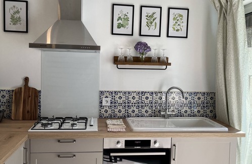 Saint-Romain Cottage | La Colline de Tilleul - beautiful cottage near Aubeterre with pool 4 Star Rated!