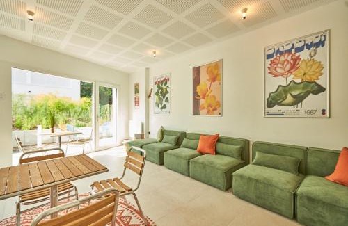 Begles Hostel | La Quinta - Bordeaux Gare de Bègles