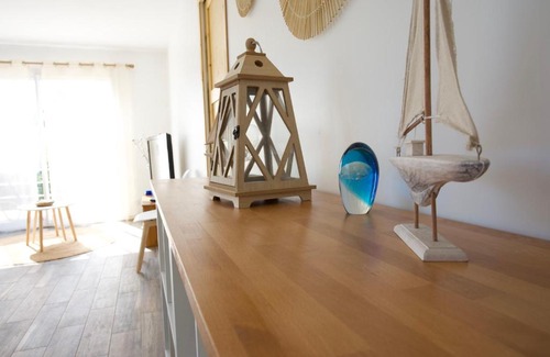 Peujard House | LACADUCEE