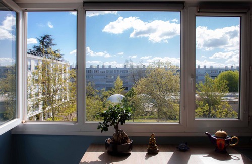 Cenon Apartment | Large cosy cocoon - downtown on foot