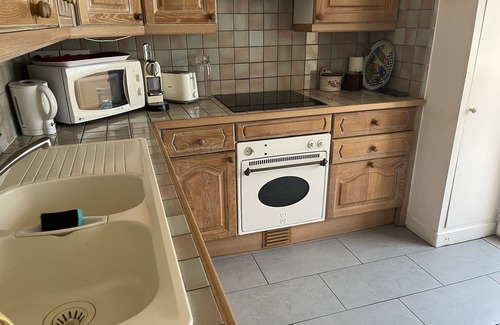 Menton Apartment | - Large new 2-room apartment in town center with 5 beds and closed garage
