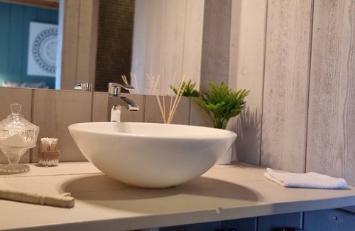 Asques Bed & Breakfast | Lariviere