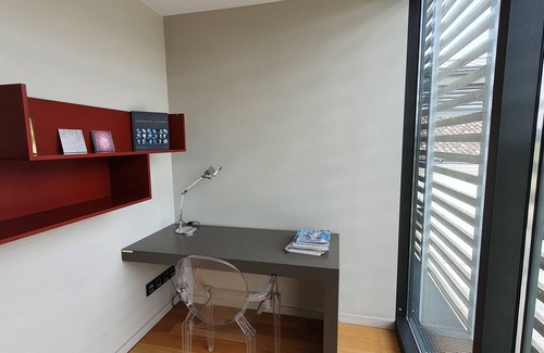 Montagne Hostel | Le Pavillon - The Lion